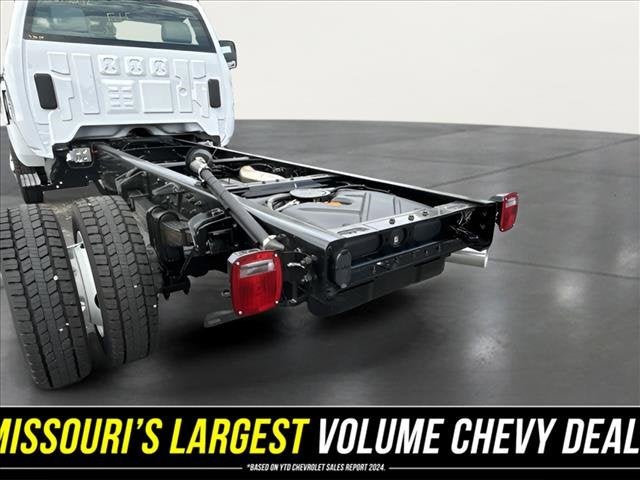 2024 Chevrolet Silverado 5500 HD Work Truck