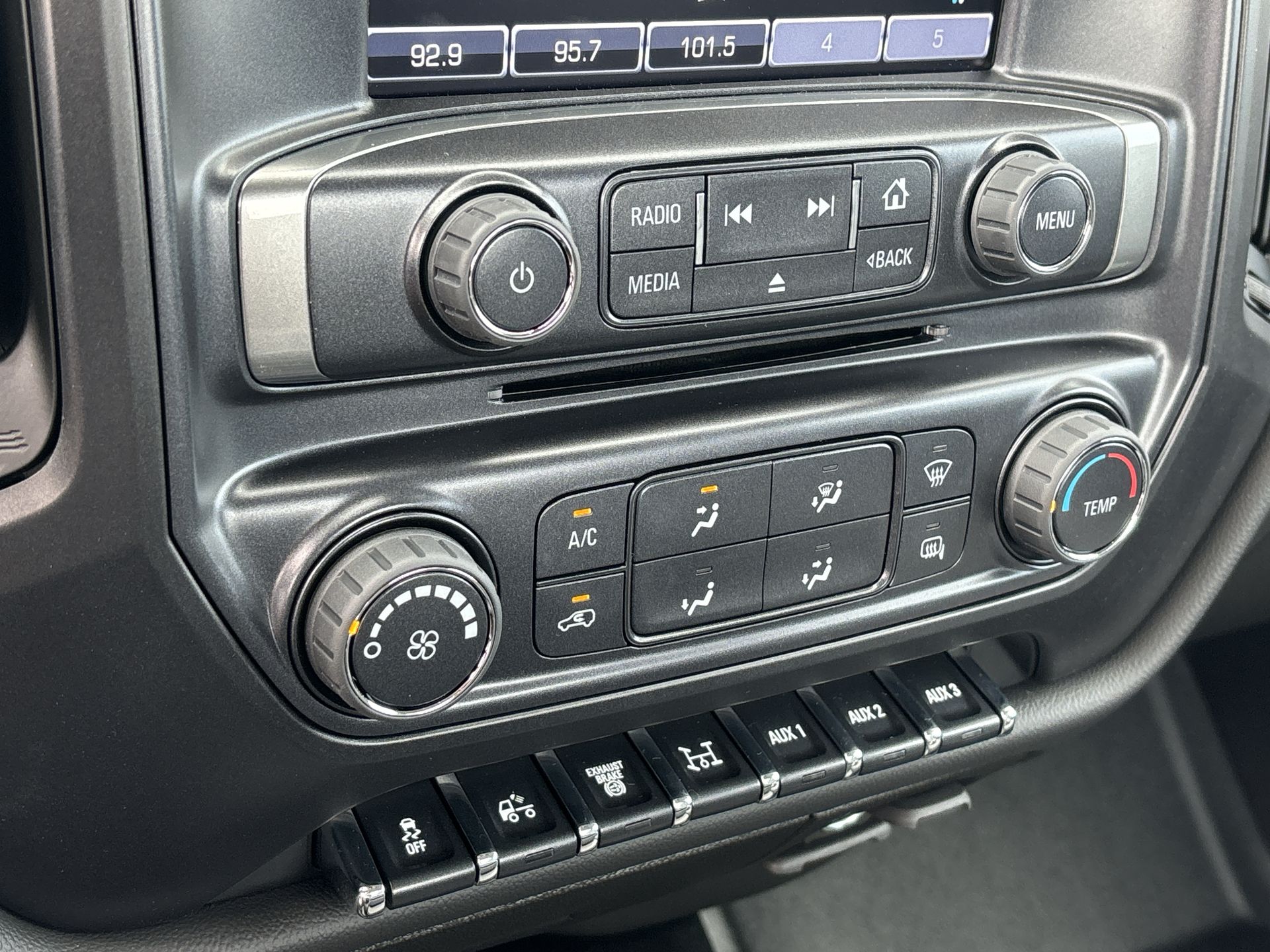 2024 Chevrolet Silverado 5500 HD Work Truck