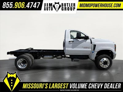 2024 Chevrolet Silverado 5500 HD Work Truck