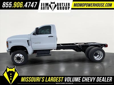 2024 Chevrolet Silverado 5500 HD Work Truck