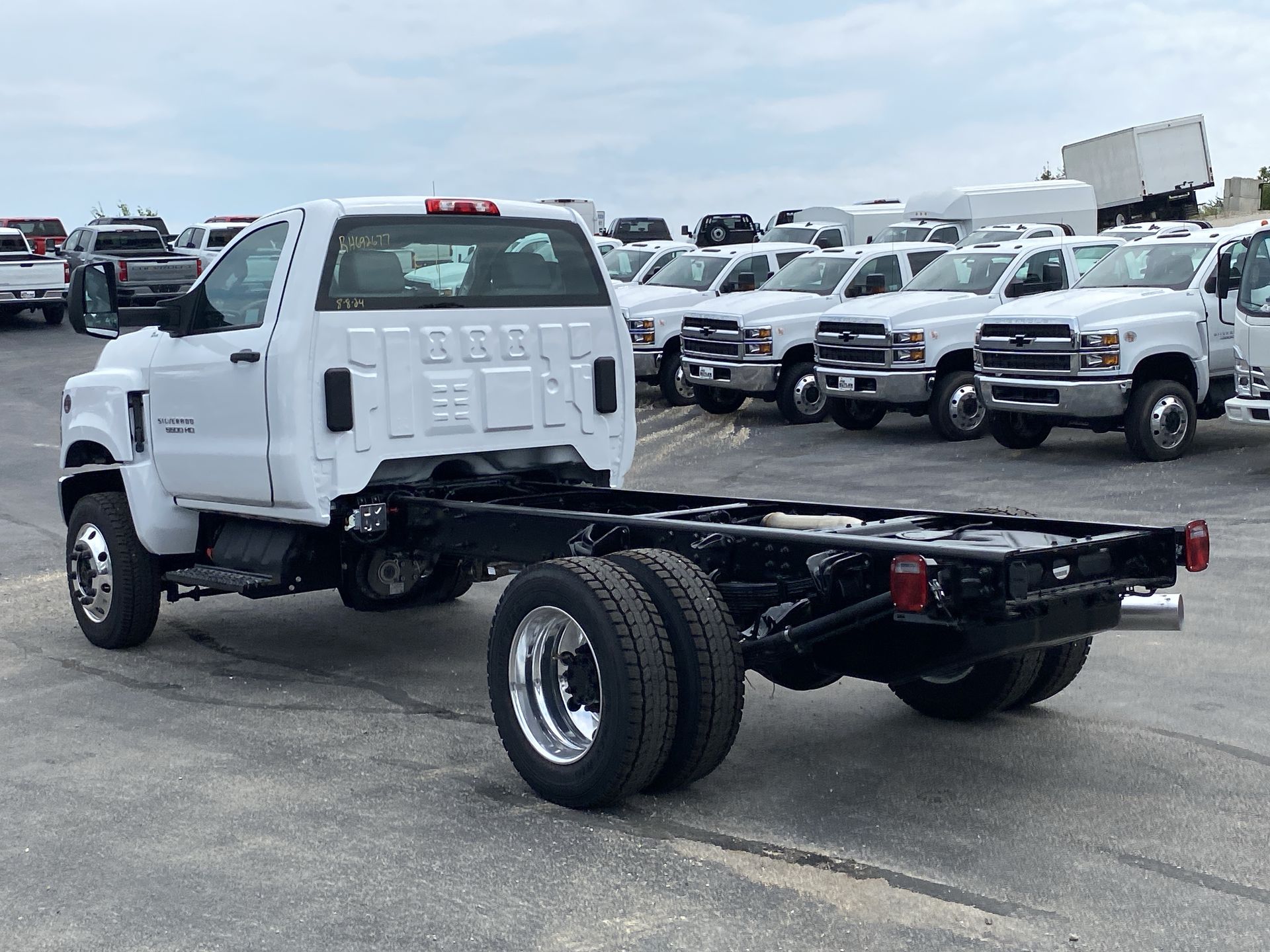 2024 Chevrolet Silverado 5500 HD Work Truck