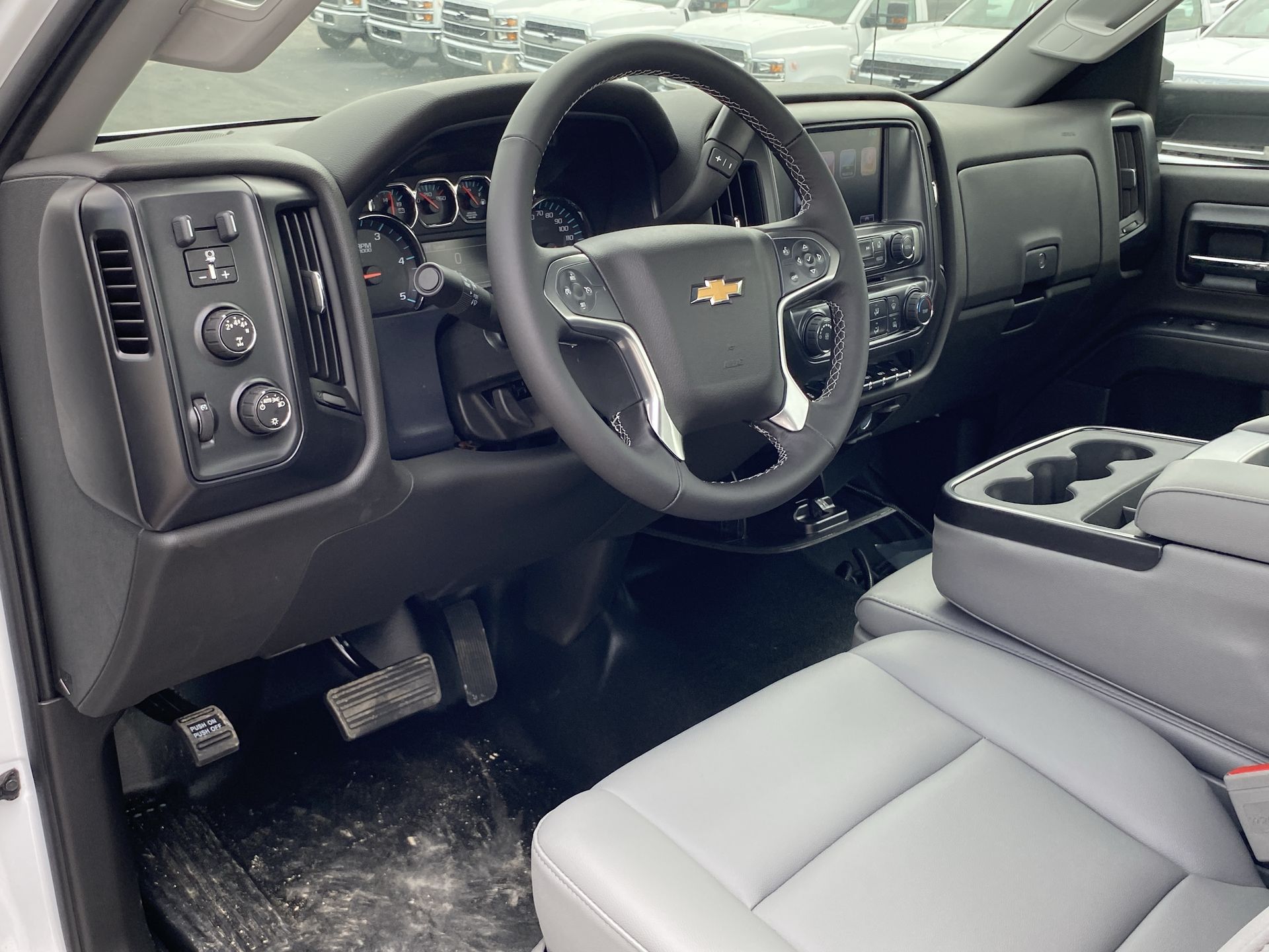 2024 Chevrolet Silverado 5500 HD Work Truck