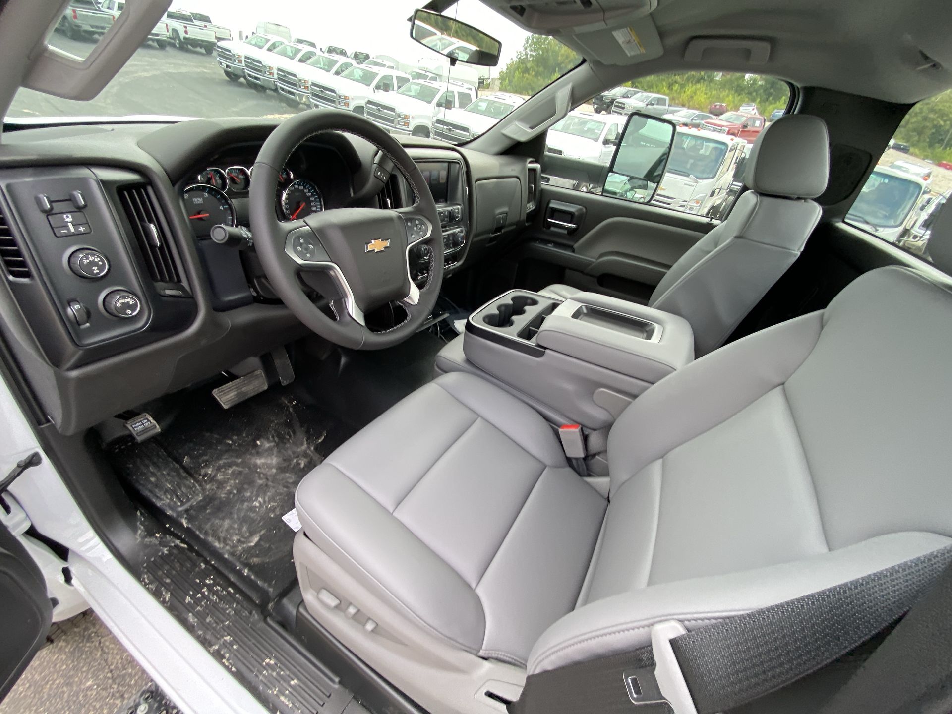 2024 Chevrolet Silverado 5500 HD Work Truck