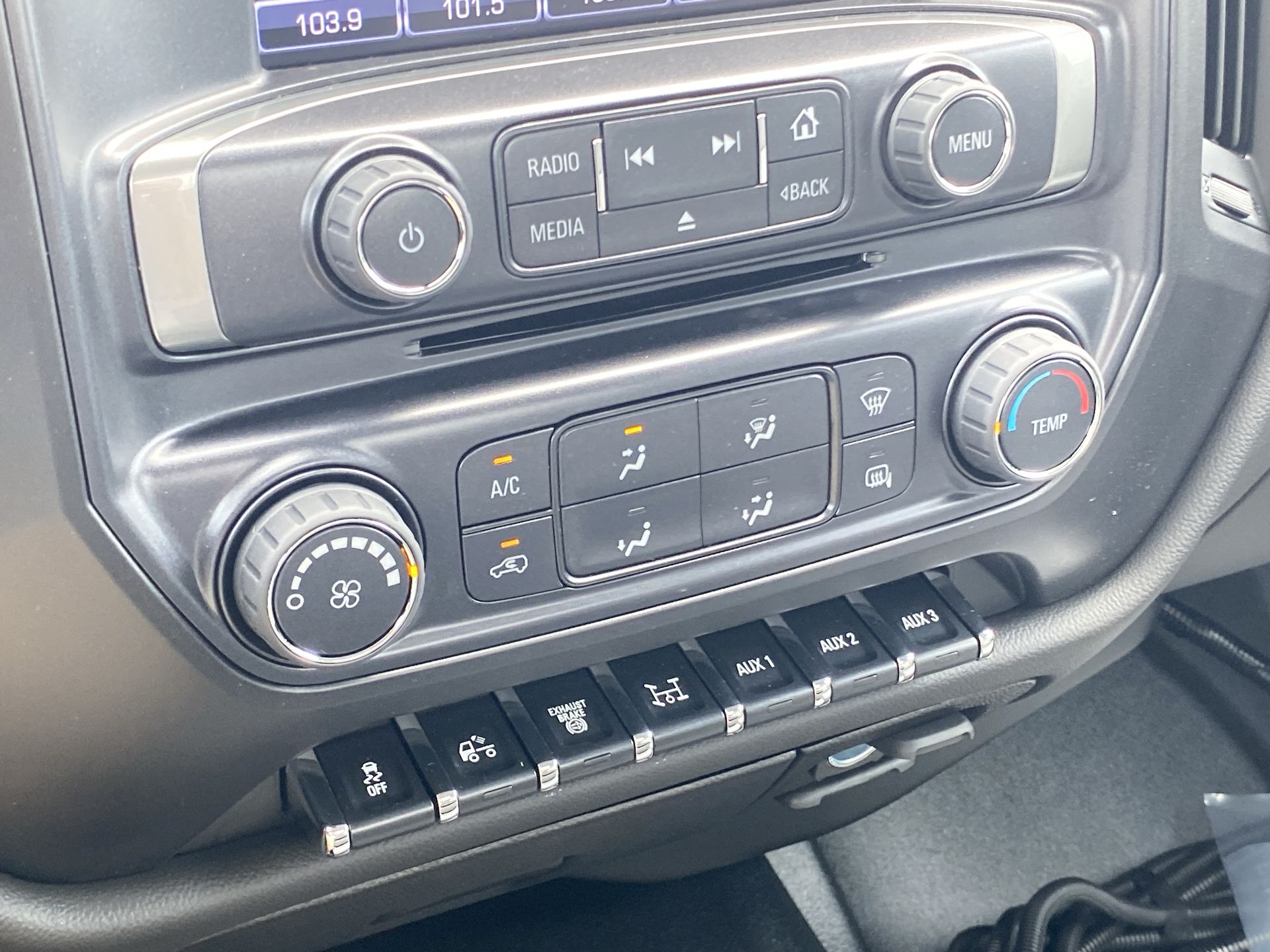 2024 Chevrolet Silverado 5500 HD Work Truck