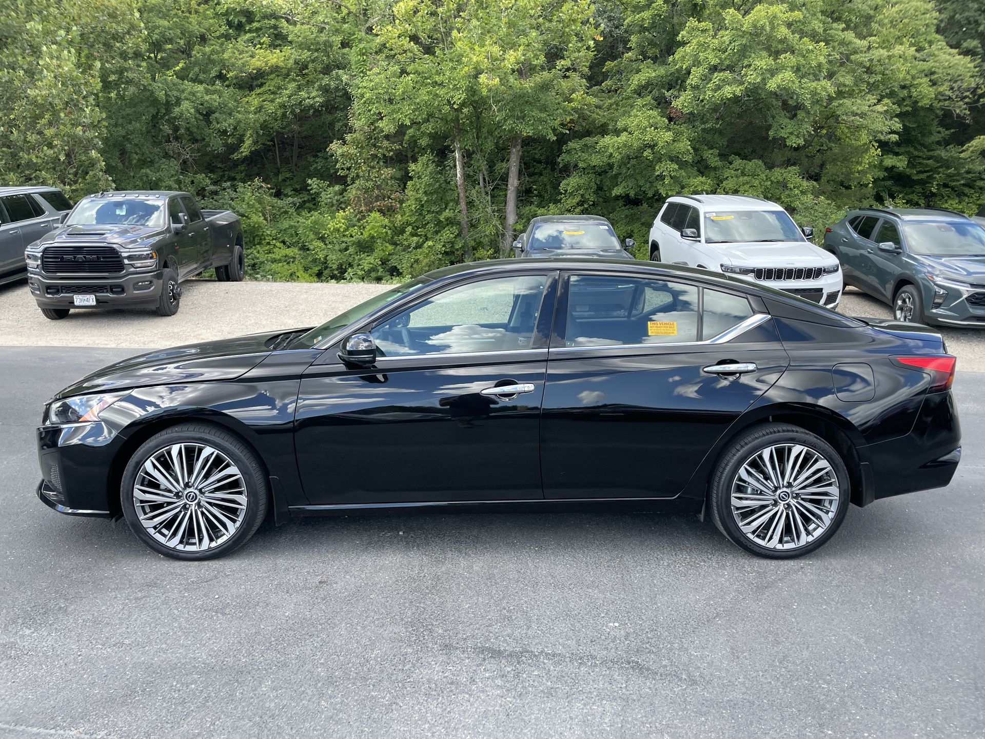 2023 Nissan Altima 2.5 SL