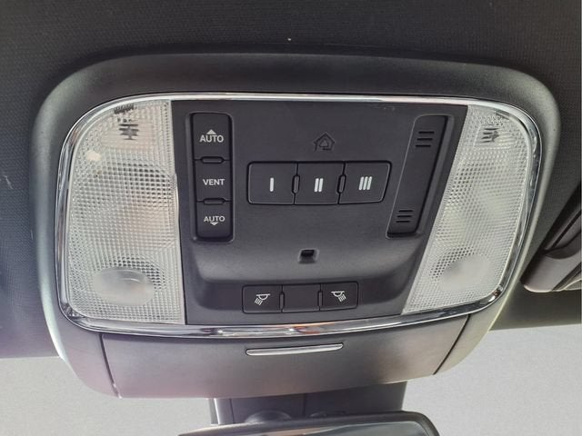 2015 Dodge Charger Road/Track