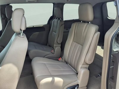 2015 Chrysler Town & Country Touring-L