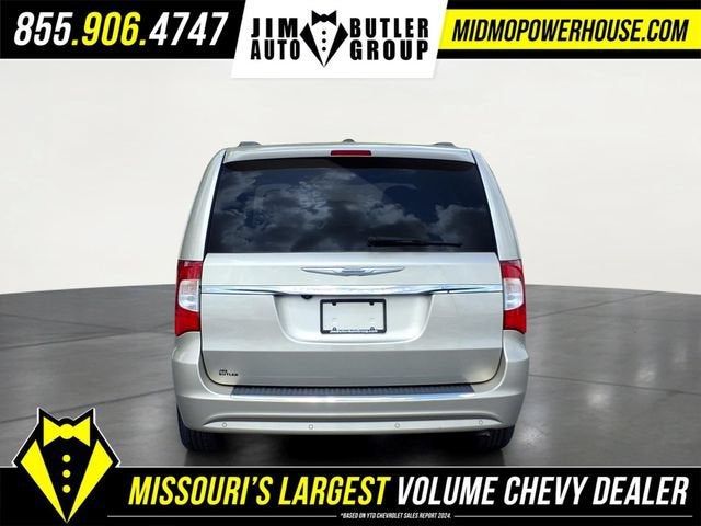 2015 Chrysler Town & Country Touring-L