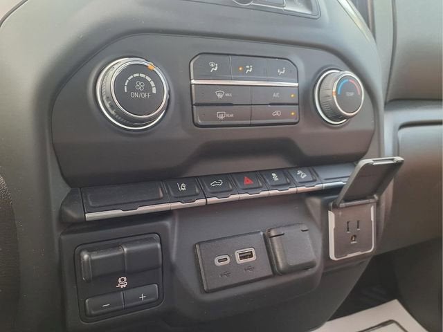 2024 Chevrolet Silverado 2500 HD Custom