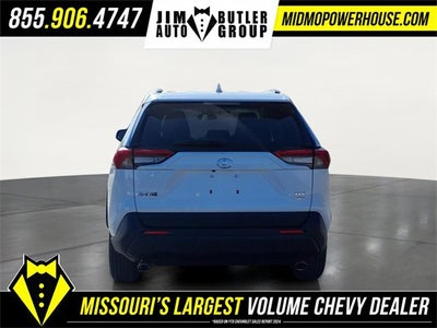 2025 Toyota RAV4 XLE