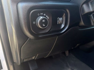 2025 RAM 2500 BIG HORN Base