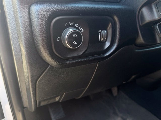2025 RAM 2500 BIG HORN Base