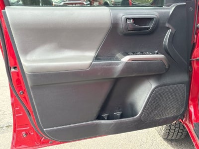 2022 Toyota Tacoma 4WD SR