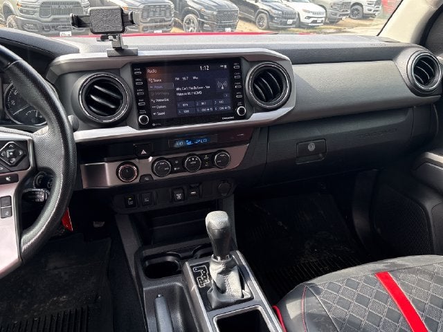 2022 Toyota Tacoma 4WD SR