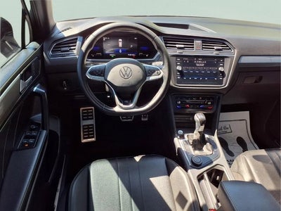 2023 Volkswagen Tiguan SE R-Line Black