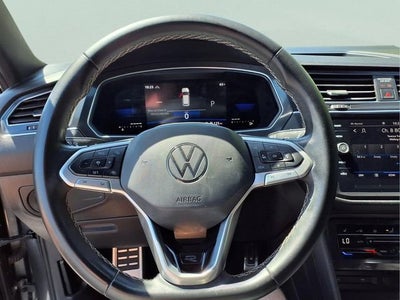 2023 Volkswagen Tiguan SE R-Line Black