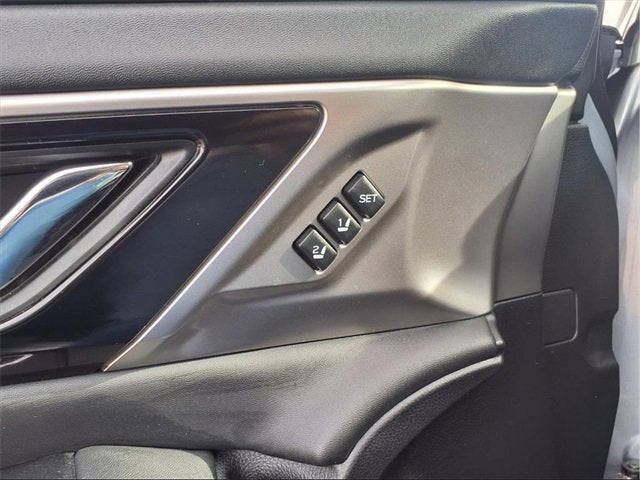 2022 Subaru Legacy Limited XT