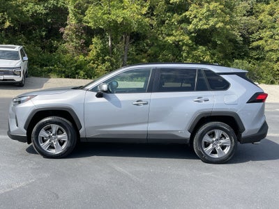 2024 Toyota RAV4 Hybrid XLE