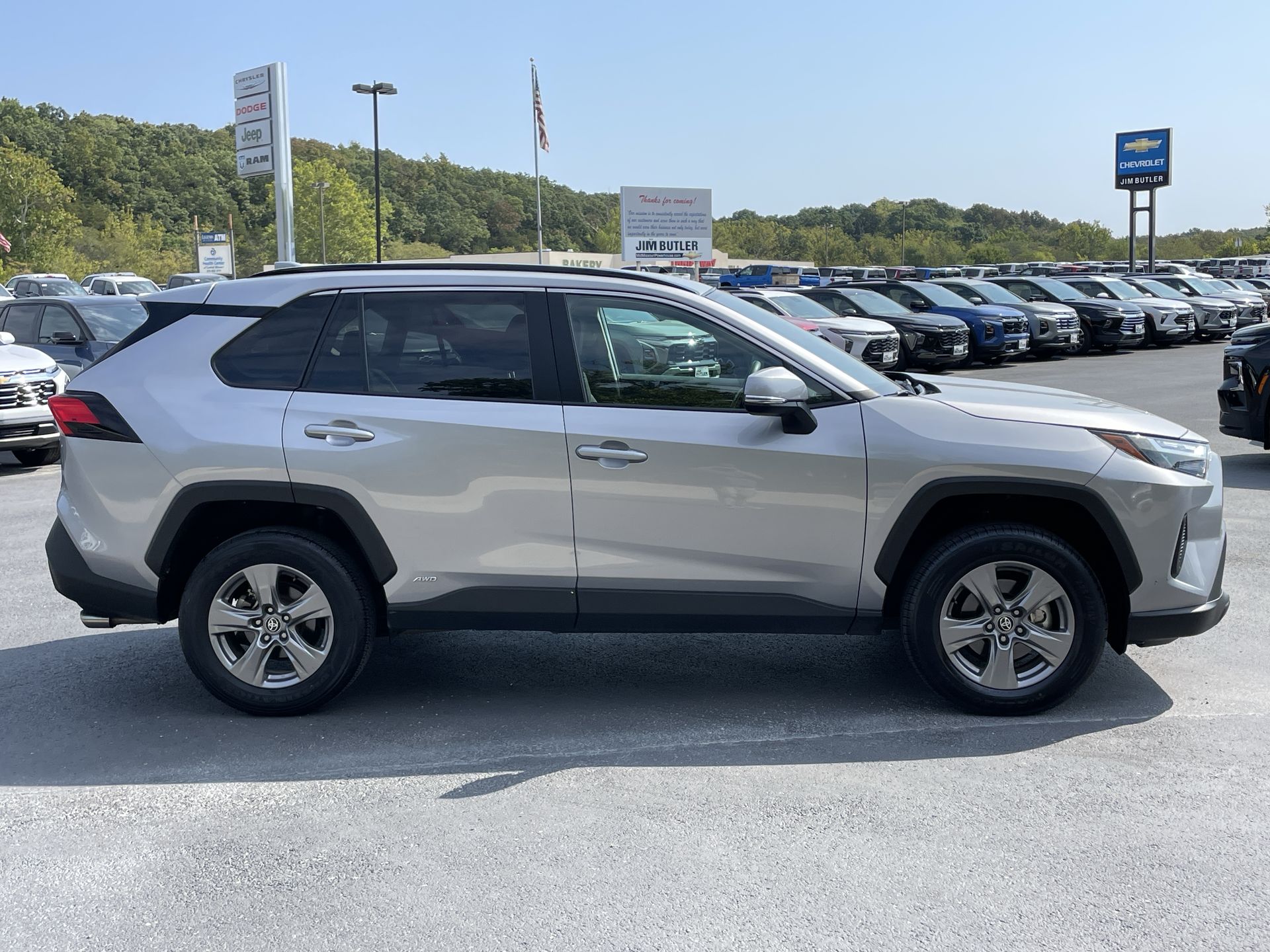 2024 Toyota RAV4 Hybrid XLE