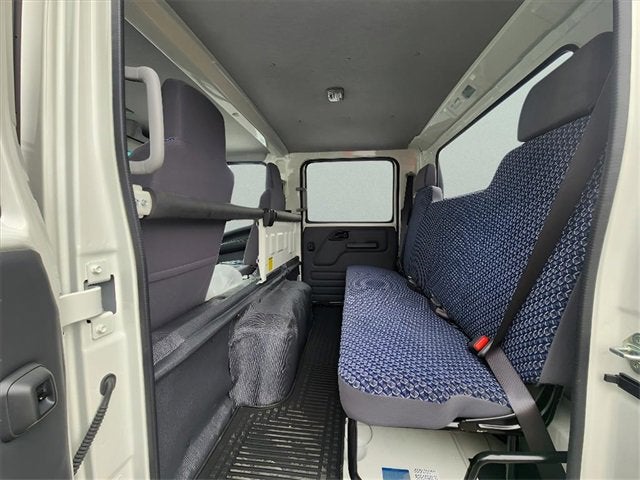 2025 Chevrolet Low Cab Forward 5500 XG Base