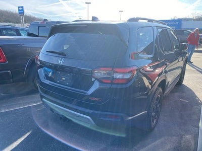2025 Honda Pilot TrailSport