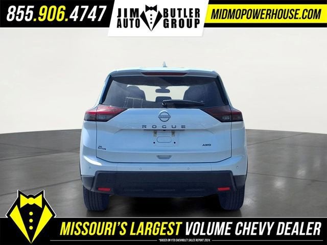 2025 Nissan Rogue SV