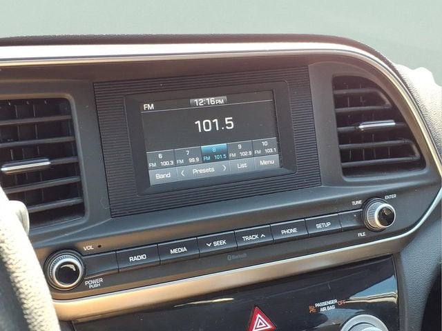 2019 Hyundai Elantra SE