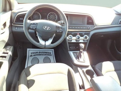 2019 Hyundai Elantra SE