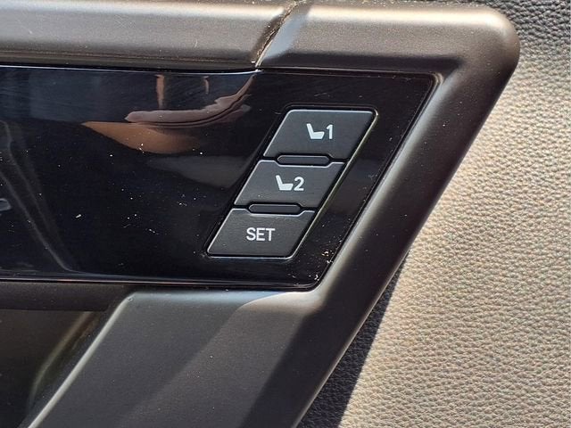 2022 Toyota Tundra 4WD Limited