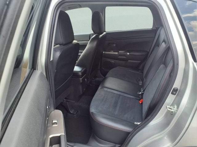 2025 Mitsubishi Outlander Sport S