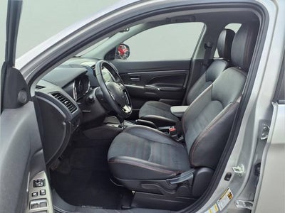 2025 Mitsubishi Outlander Sport S
