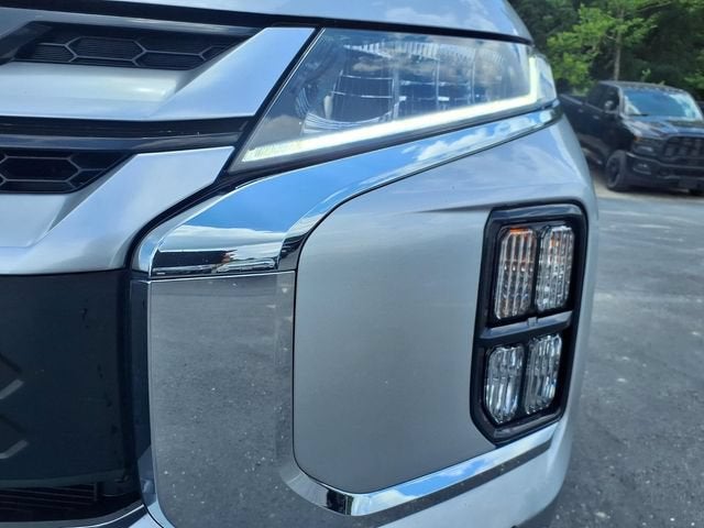 2025 Mitsubishi Outlander Sport S
