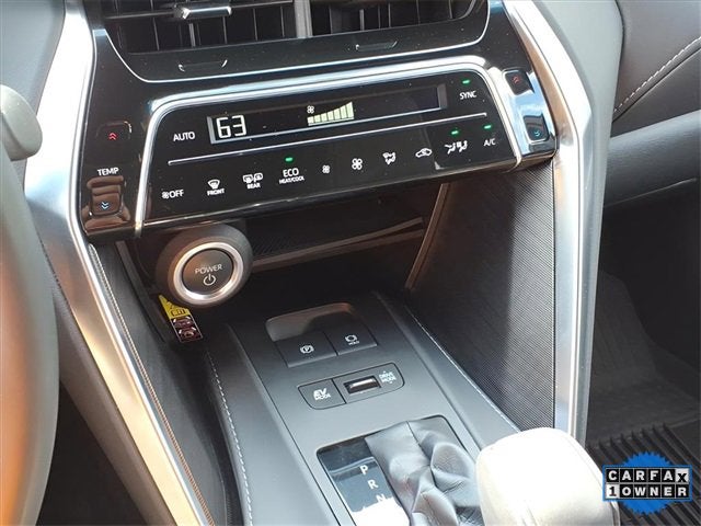 2024 Toyota Venza LE