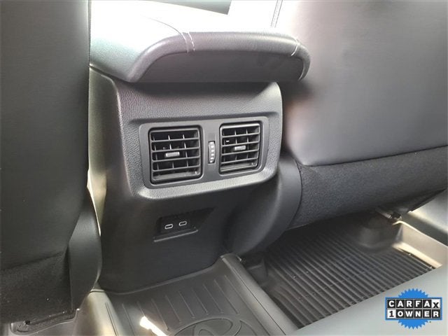 2024 Toyota Venza LE