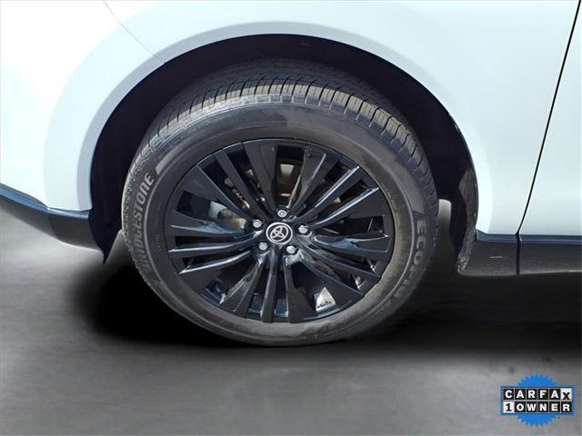 2024 Toyota Venza LE