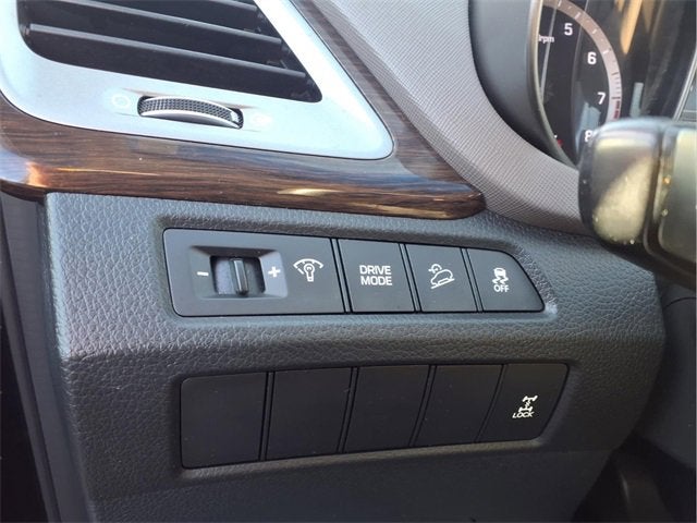 2017 Hyundai Santa Fe SE