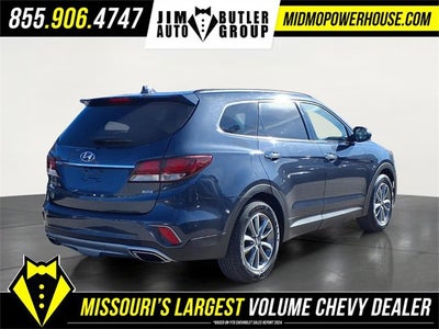 2017 Hyundai Santa Fe SE