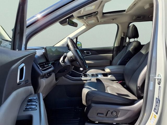 2025 Kia Carnival SX
